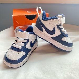 Nike Court Borough Low 2